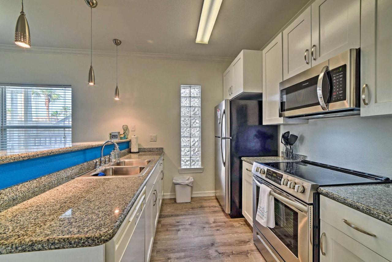 Modern Island Condo With Pool Steps To The Beach! South Padre Island Eksteriør bilde