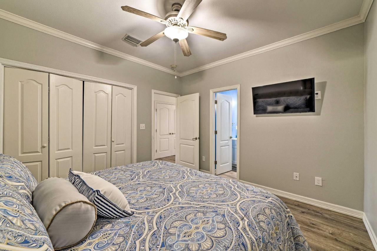 Modern Island Condo With Pool Steps To The Beach! South Padre Island Eksteriør bilde