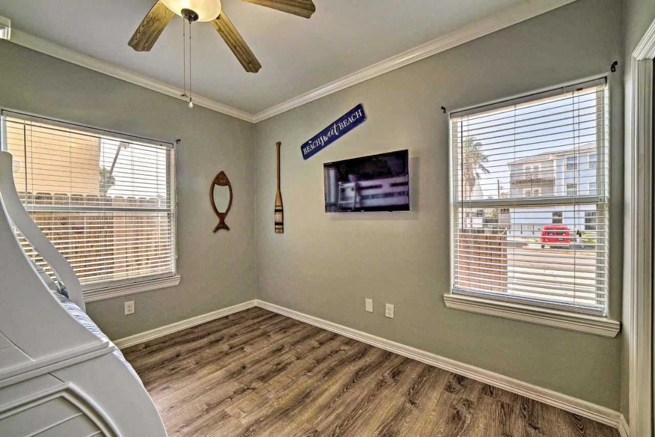 Modern Island Condo With Pool Steps To The Beach! South Padre Island Eksteriør bilde